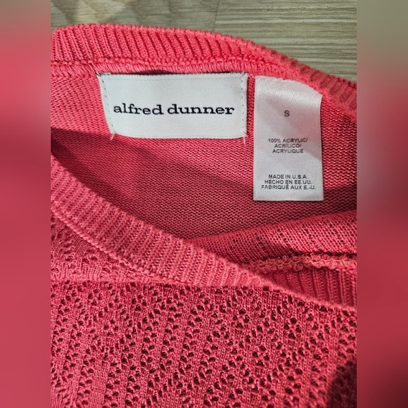 Women's Pink Short Sleeve Top - Picture 4 of 6